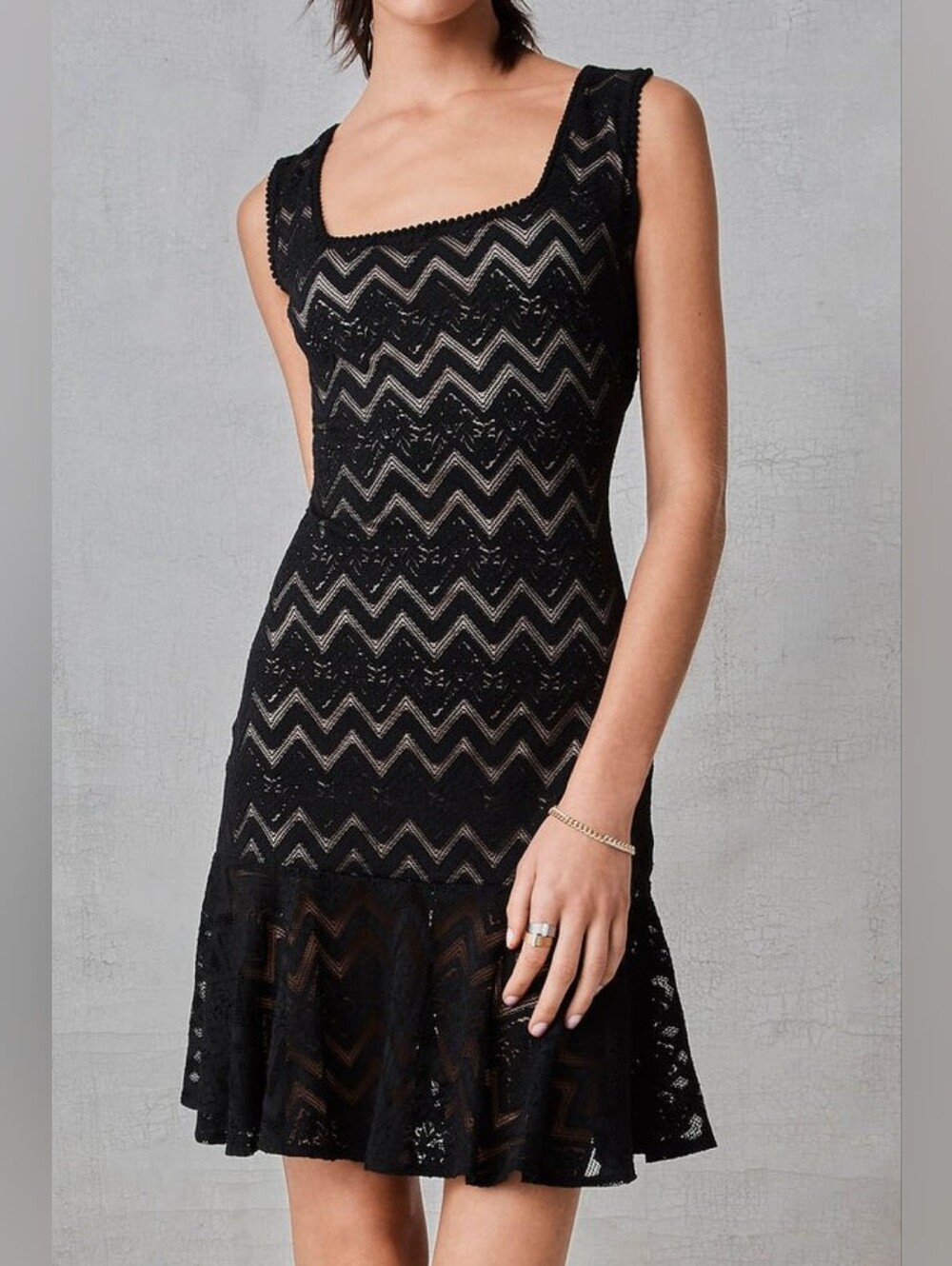 KEVAN HALL STUDIO Black Lace Zig Zag Midi Sleeveless Chevron Dress Size 8